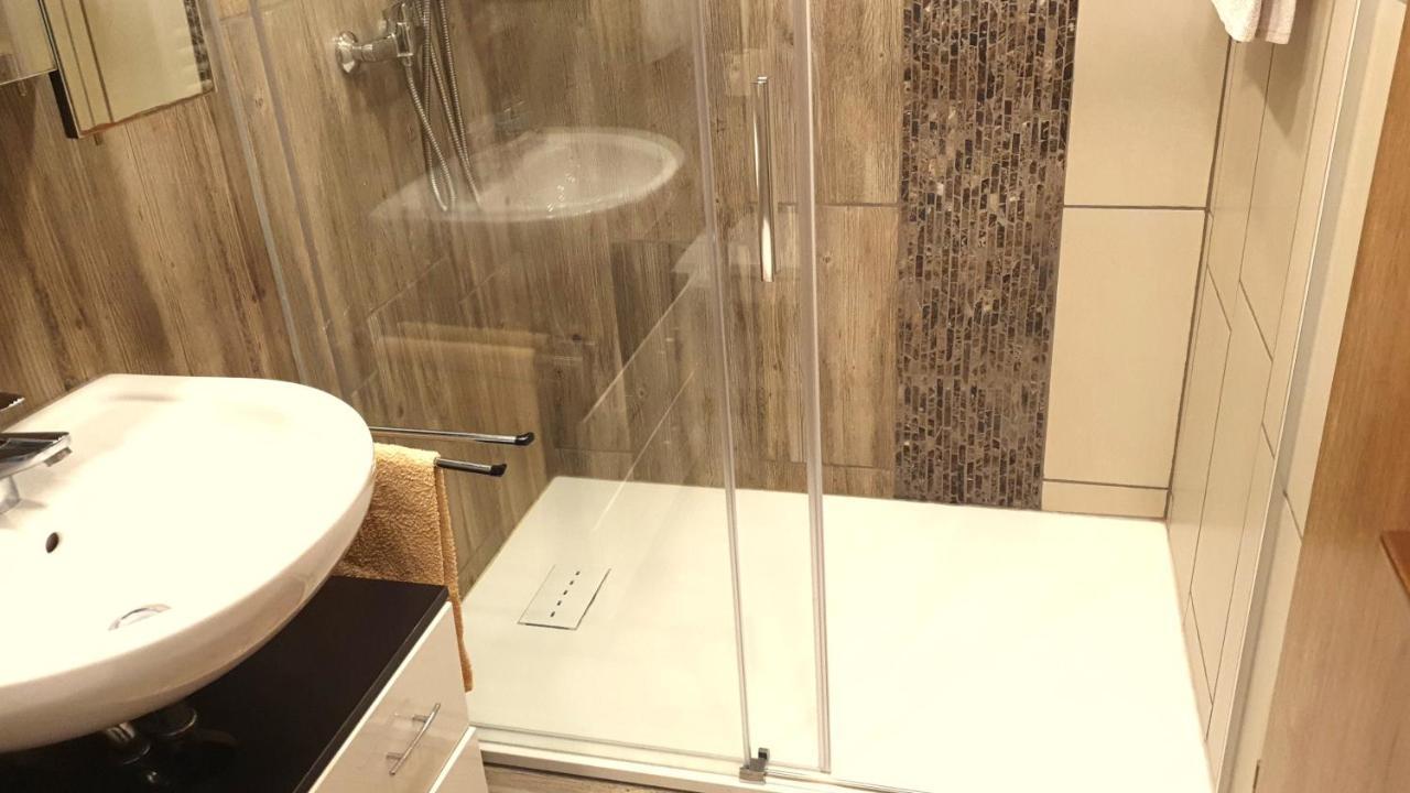 Ferienwohnung Am Rauenhuebel Фёльклинген Экстерьер фото